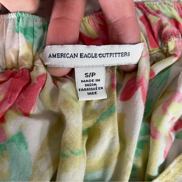 American Eagle Womens‎ Mini Skirt
Size Small Floral Tropical Pockets
Summer - Picture 6 of 6